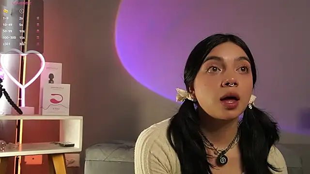 Im Elaris online show from March 21, 4:34 pm