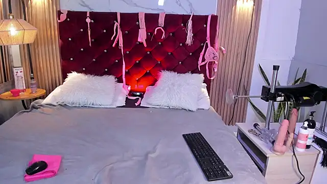 Dianna-Rosse online show from April 20, 12:19 pm