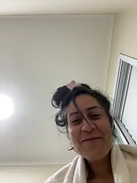 Geovana blan online show from April 3, 1:25 am