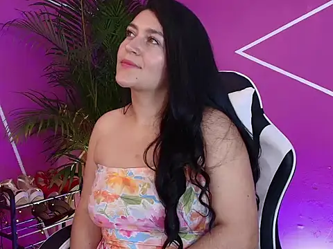 sckarlet1 online show from April 18, 7:58 pm