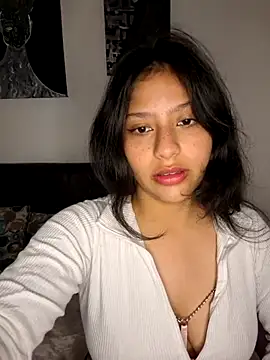 xanthenyx  online show from March 29, 8:13 am