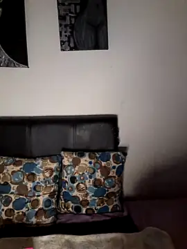 xanthenyx  online show from March 25, 11:51 pm