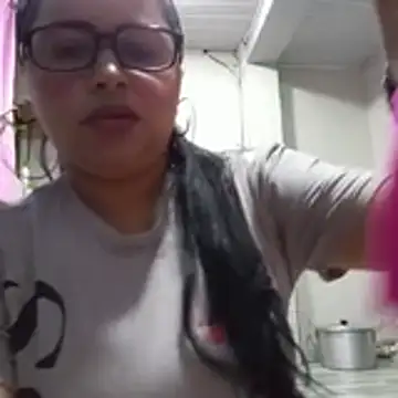 violetapeeveet online show from April 21, 5:36 am