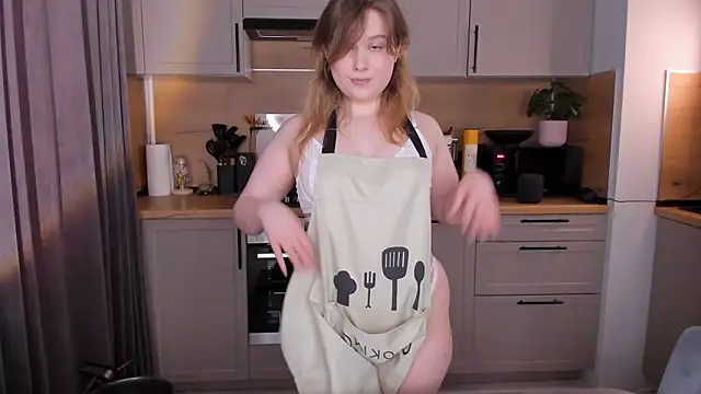 JennyHardy online show from March 28, 1:21 pm