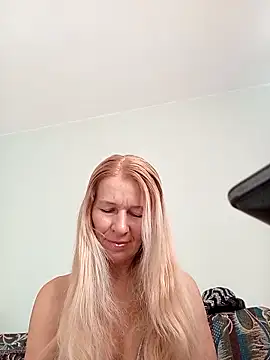 ViktoriaSexi1 online show from March 13, 6:47 am