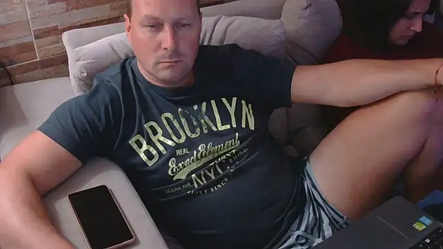 lustonfan online show from April 14, 1:49 am