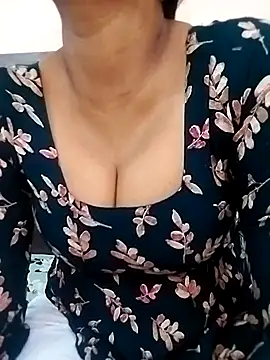 Punam-gupta1 online show from March 5, 4:52 am