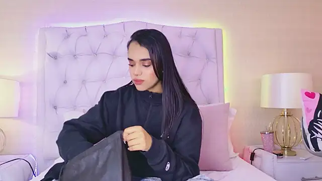 MeganRoseh online show from March 27, 7:47 pm