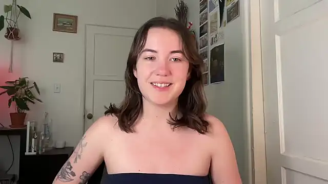 summerxo online show from April 9, 5:29 pm