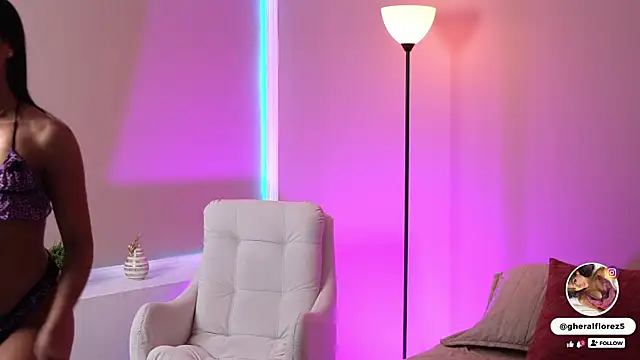 Addele Rose online show from April 21, 8:27 pm