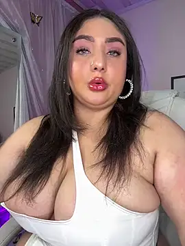 Selenee23 online show from June 10, 11:53 am
