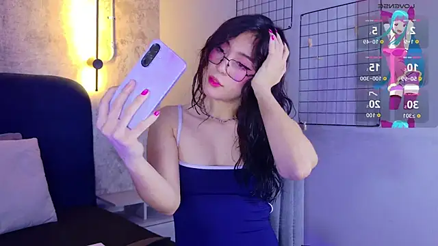 MiiaCullens online show from June 11, 1:08 pm