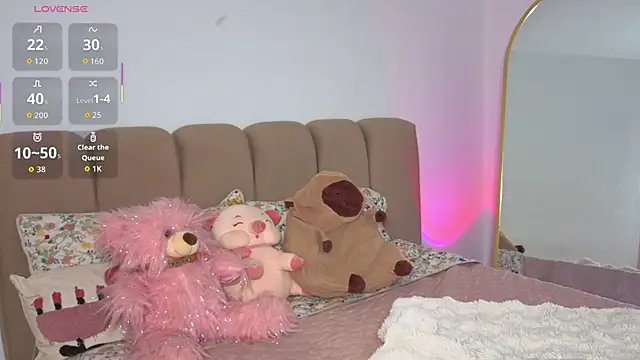 Amber peach online show from March 17, 11:36 am