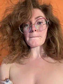 Hii Adel online show from March 28, 10:08 pm