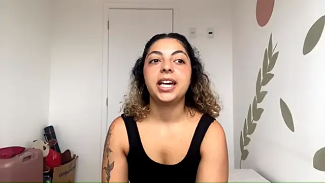 MarianneCassisse online show from March 9, 1:14 pm