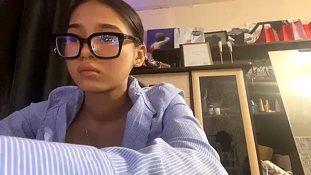 CatherineForbes online show from April 15, 12:49 pm