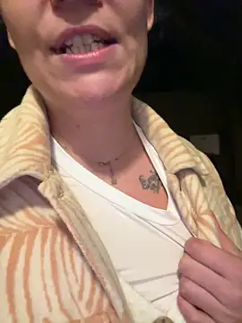 Nikkylapute online show from March 10, 10:36 pm