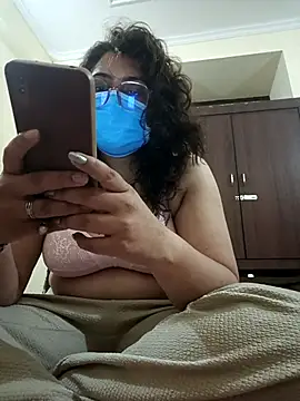 yourHaseena online show from April 7, 4:20 pm