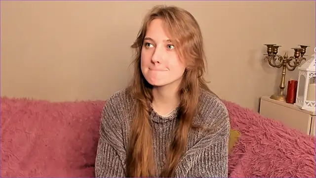 RubieHeiser online show from April 28, 10:08 am