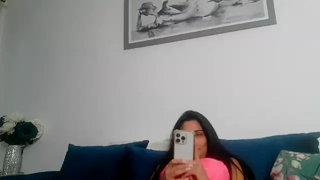 Miss juicy babes69 online show from March 24, 5:29 pm