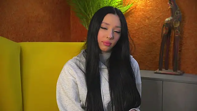 KieraRitzert online show from March 11, 1:25 pm