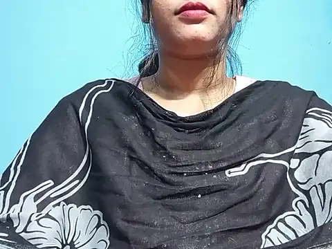 Emma 4433 online show from May 13, 4:35 pm