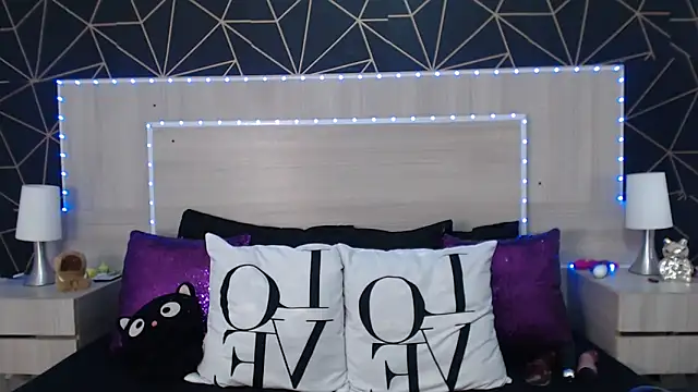 SamanthaMarcus online show from April 11, 7:50 pm