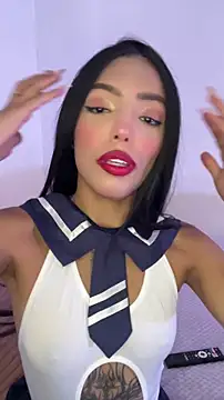 sylphiee  online show from April 13, 9:04 pm