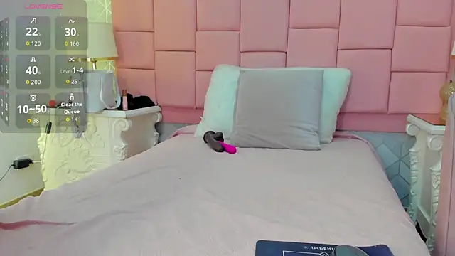 SelenaMiel online show from April 28, 3:32 am