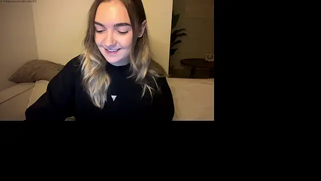 RoxyWet online show from June 5, 12:33 pm