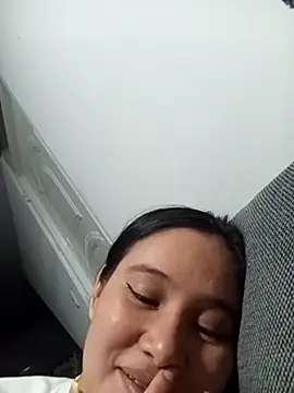 Brittany G online show from April 17, 5:20 am