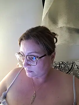 duotroublant online show from June 3, 8:47 pm