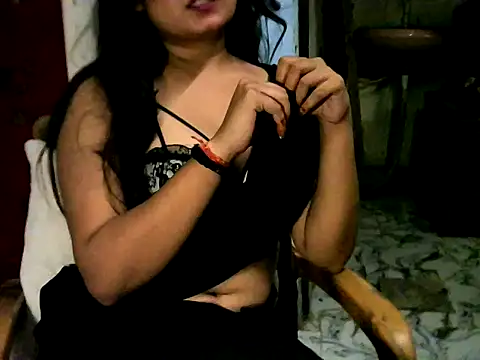 YAMUNA 012 online show from May 11, 7:22 pm