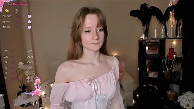 MalloryGray online show from April 20, 3:26 pm