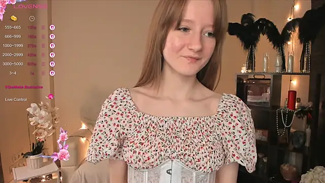 MalloryGray online show from April 7, 3:47 pm