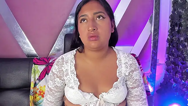 DestiinyBlack online show from May 11, 2:45 pm