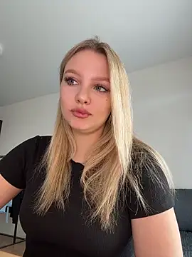 bettyloveu online show from April 23, 11:06 am