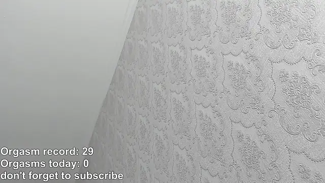 RileyNymph online show from May 9, 3:19 am