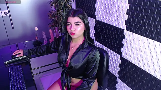 AlinaMorris online show from June 3, 2:01 am