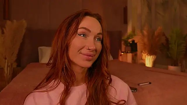 SerenaWest  online show from April 29, 5:40 pm