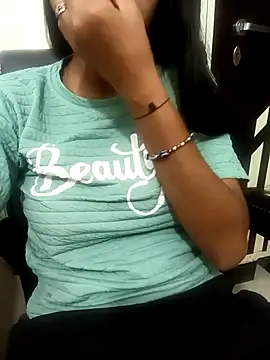 aushi rajput online show from April 24, 4:32 pm