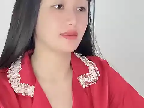 AmyLinee 1 online show from May 5, 4:26 am