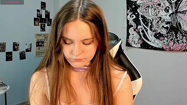 Akame Eclipse online show from April 12, 1:25 pm