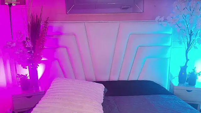 Izzy foxxy online show from March 21, 8:19 am