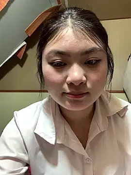 Yeahbaby-- online show from March 17, 4:55 pm