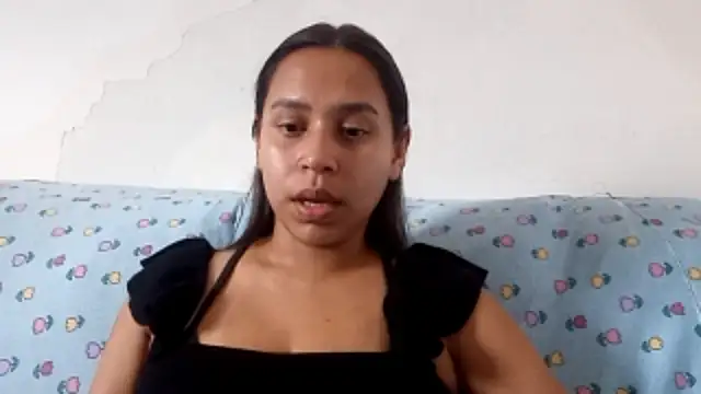 TiffanyBelk online show from March 20, 11:37 am