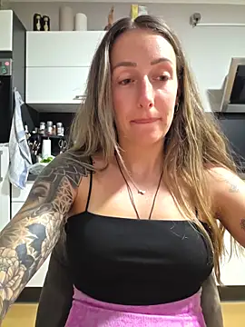 NicoleKaiser online show from May 29, 7:23 pm