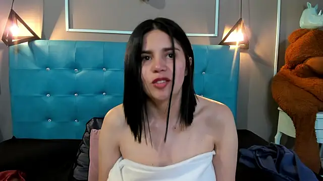Cata black online show from May 10, 8:44 pm