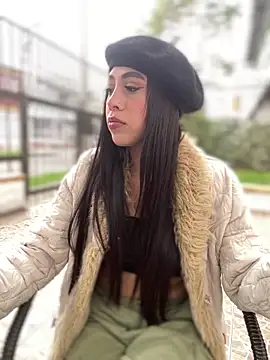 Ferrari Pink online show from March 17, 8:35 pm