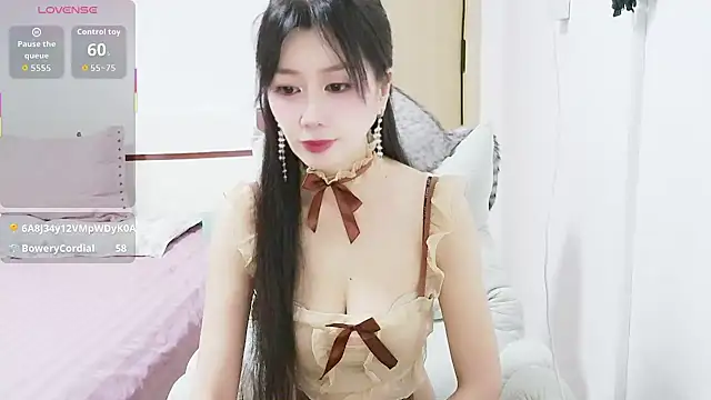 yueyue-99 online show from June 6, 1:50 pm